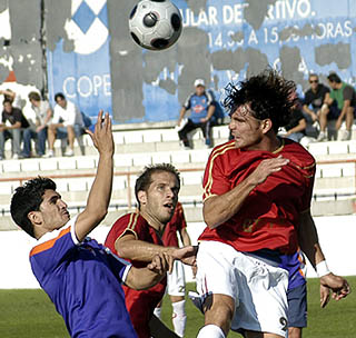 Bordi en una acción ante el Guadalajara (PACO AYALA)