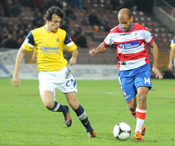 Mikel Rico, en el encuentro de Copa disputado anoche. (BALDOMERO)