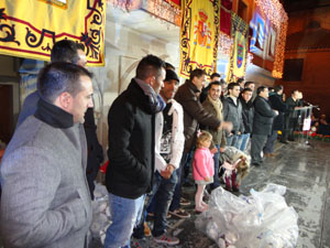 Los jugadores del Oxipharma protagonistas junto a los Reyes Magos