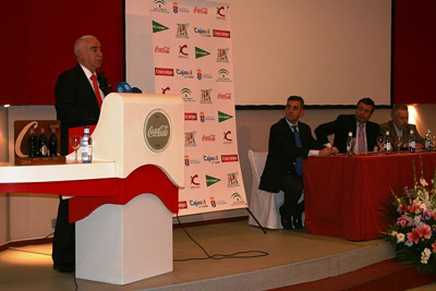 Momento del congreso de la FPDA