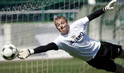 Wojciech Pawlowski, portero polaco que ha fichado al Granada CF