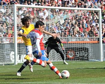 Franco Jara anotó el segundo tanto e hizo un gran partido (BALDOMERO)