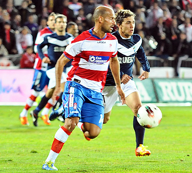 Mikel Rico incombustible con el Granada