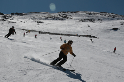 Sierra Nevada durante el domingo que cierra la Semana Santa