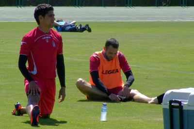 Borja Gómez junto a Franco Jara en el entrenamiento en Armilla (GRJ)