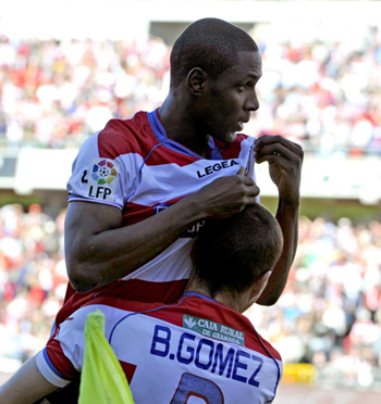 Ighalo celebra el segundo tanto ante el Espanyol (LAOPINIONDEGRANADA)