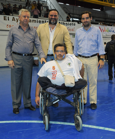Mario Iañez junto a los mandatarios oxigenistas y Pablo García, alcalde de Albolote