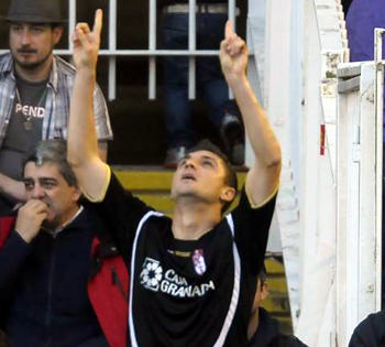 Siqueira celebra uno de los goles conseguidos durante la temporada