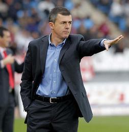 El técnico granadino el preferido por Pina