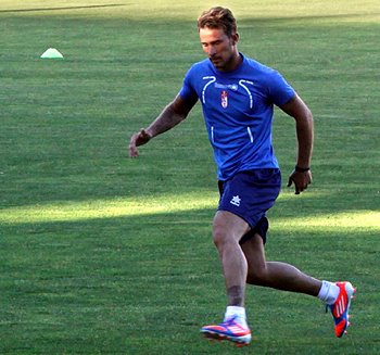Floro Flores durante un entrenamiento con el Granada