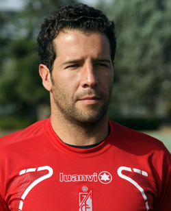 Toño, cancerbero rojiblanco (JOSÉ VELASCO)