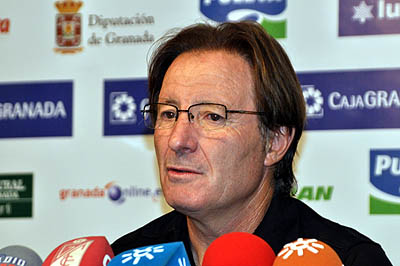 Anquela, durante la rueda de prensa previa. (GRJ)