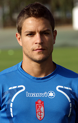 Álex Cruz abandona la plantilla rojiblanca (J. VELASCO)