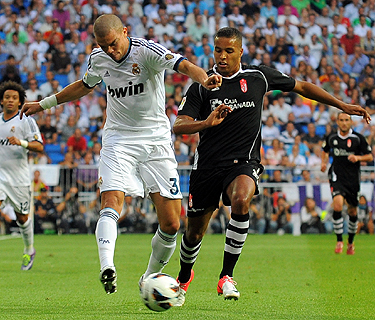 Los nazaríes aún no conocen la victoria esta temporada (BALDOMERO)