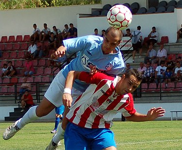 Un lance del partido disputado entre el Arenas y CD Baza (LÁZARO)
