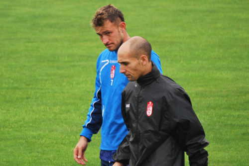 Floro Flores, en el momento de retirarse del entrenamiento (I. CORDERO)