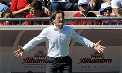 Anquela pide explicaciones desde el banquillo (BALDOMERO)