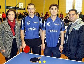 Víctor Sánchez y Zhao Peng junto a Sandra García y Nahum Álvarez