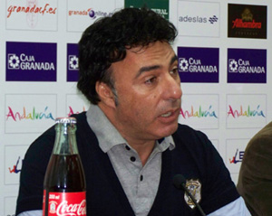 Quique Pina prepara su llegada al Oviedo