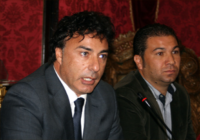 Pina junto a Cordero durante la rueda de prensa en el Ayuntamiento