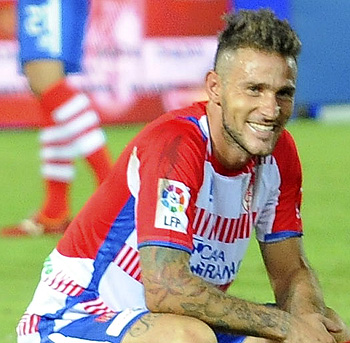 Floro Flores regresa a la convocatoria tras superar su lesión (BALDOMERO)