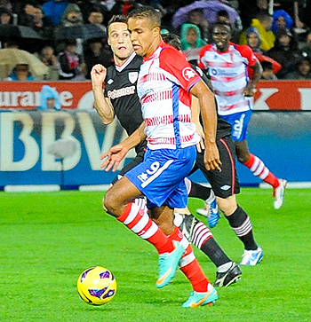 El Arabi marcó el único tanto del Granada CF (BALDOMERO)