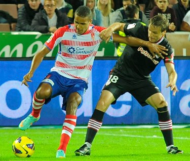 El Arabi volverá a ser la principal referencia ofensiva. (BALDOMERO)