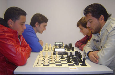 Serafín Moral, de azul, fue el campeón del torneo