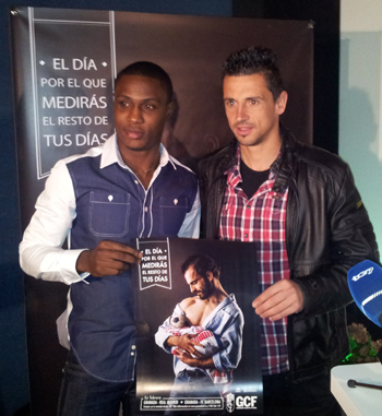 Roberto e Ighalo durante la presentación de la campaña de promoción