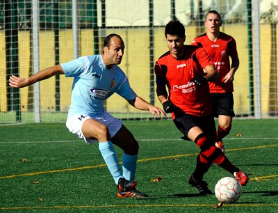 El Cúllar Vega sufrió para conseguir una importante victoria frente al colista (BALDOMERO)