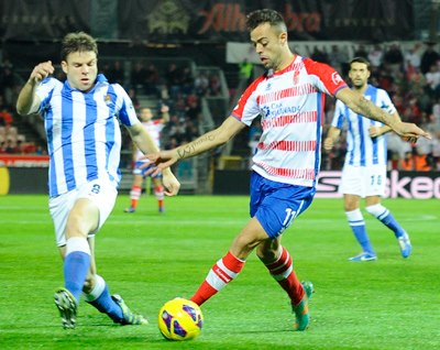 Benítez, con molestias, es la principal duda en el Granada. (BALDOMERO)