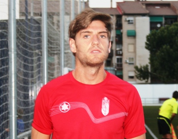 Javi Pérez, jugador del Granada B. (LÁZARO)