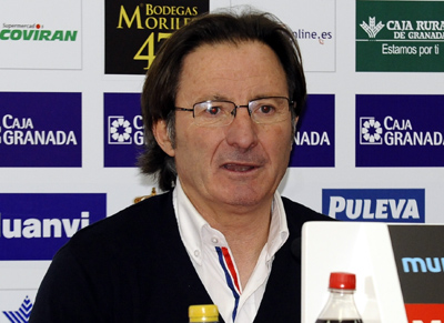 Anquela, durante una rueda de prensa. (BALDOMERO)