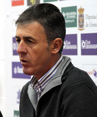 Lucas Alcaraz durante la rueda de prensa (JOSÉ VELASCO)