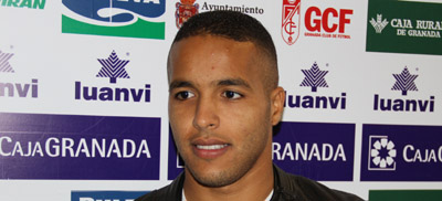 El Arabi quiere contar para Lucas Alcaraz (AZCOYTIA) 