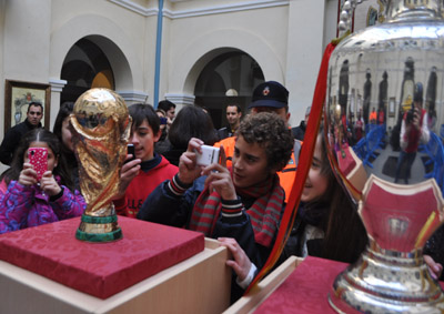 Los mas pequeños disfrutaron de los trofeos