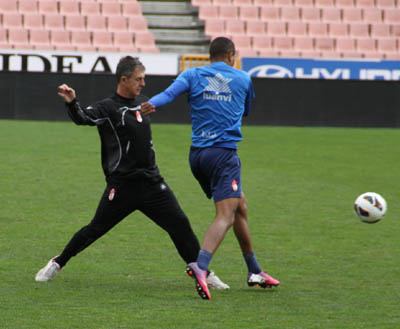 Alcaraz ha terminado la sesión presionando a El Arabi (GRJ)