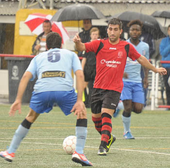 El Cúllar Vega consigue la victoria bajo la lluvia (BALDOMERO)