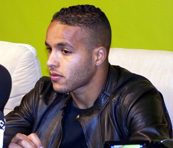 El Arabi atiende a los medios tras el entrenamiento (GRJ)