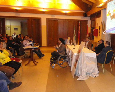 Teresa Perales durante la conferencia 