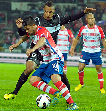 Nolito buscó siempre el ataque y resultó el jugador mas destacado (BALDOMERO)