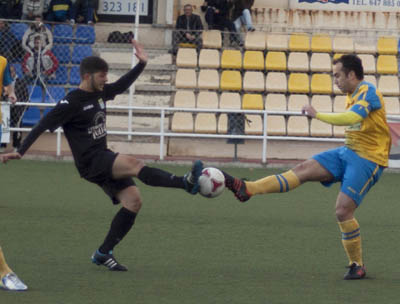 El Huétor Tájar pierde a tres efectivos 