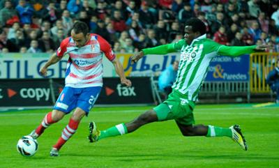 Juanma Ortiz, durante el último partido ante el Betis. (BALDOMERO)