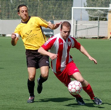 El Atlético La Zubia vence al Atletismo Padul con con apuros