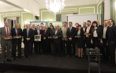 Foto de familia de los premiados 