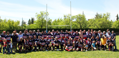 Foto de familia de los participantes en este emotivo evento 