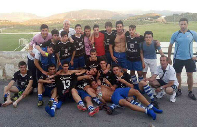 Los juveniles del Loja celebran el ascenso 