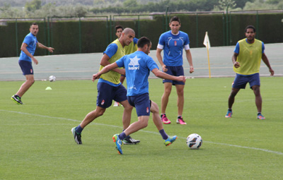 La plantilla regresa al trabajo en la jornada del martes (GRJ)