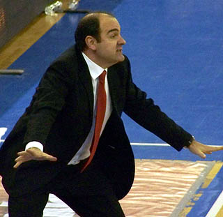 Trifón Poch, entrenador del CB Granada (GRJ)