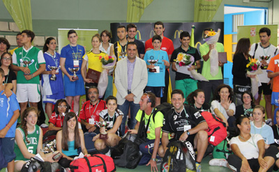 Francisco Rodríguez junto a varios de los participantes 